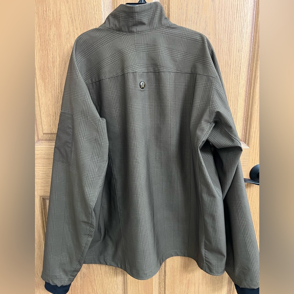 Lululemon Lightweight Ski Jacket - image 10